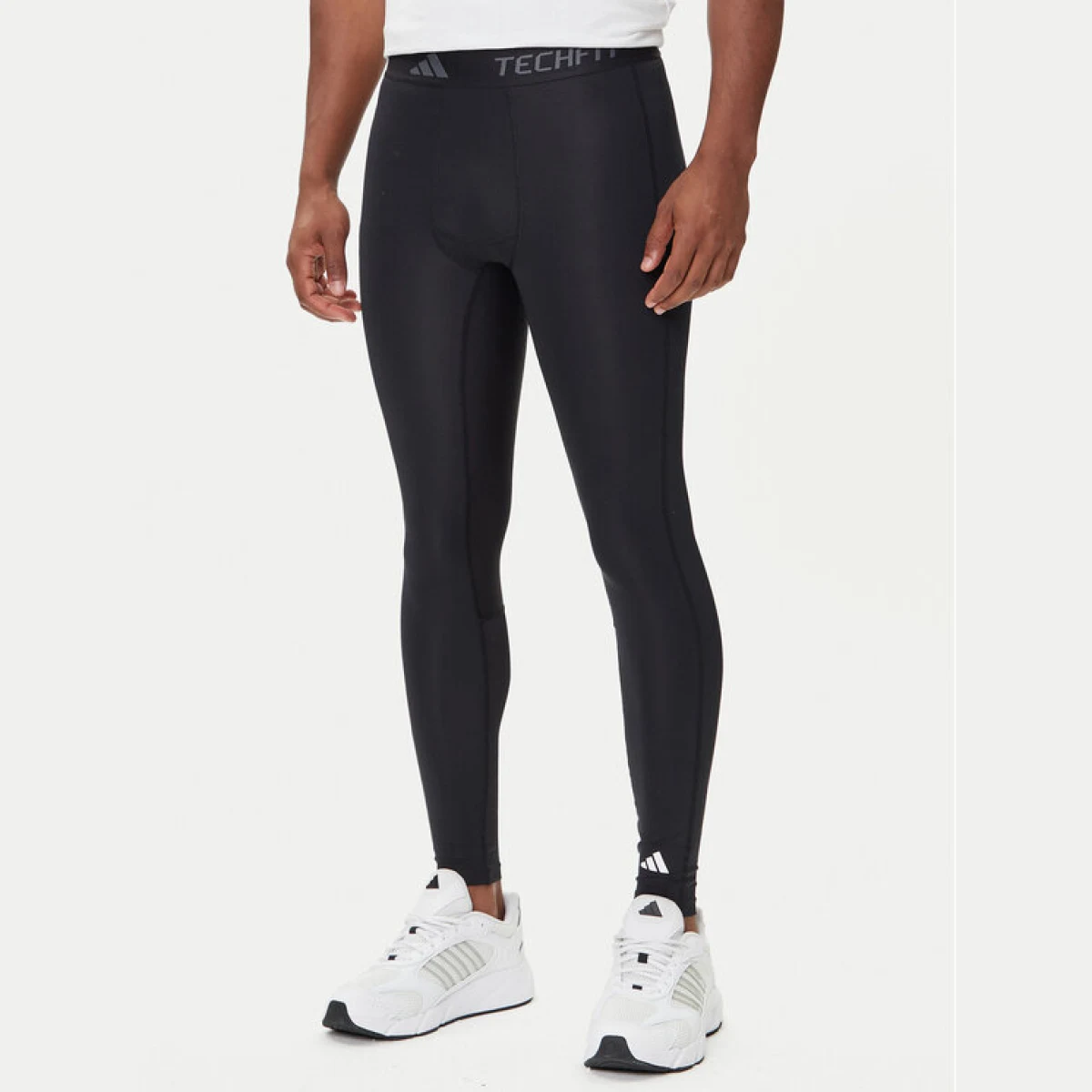 adidas Leggings Techfit Compression IN5590 Crna Slim Fit · záber 2