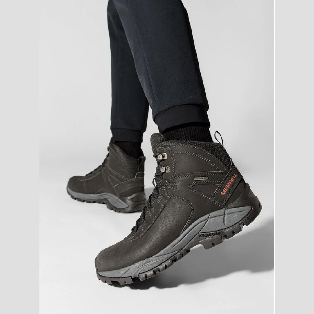 Merrell Trekking Vego Mid Ltr Wp J311538C Crna · záber 2