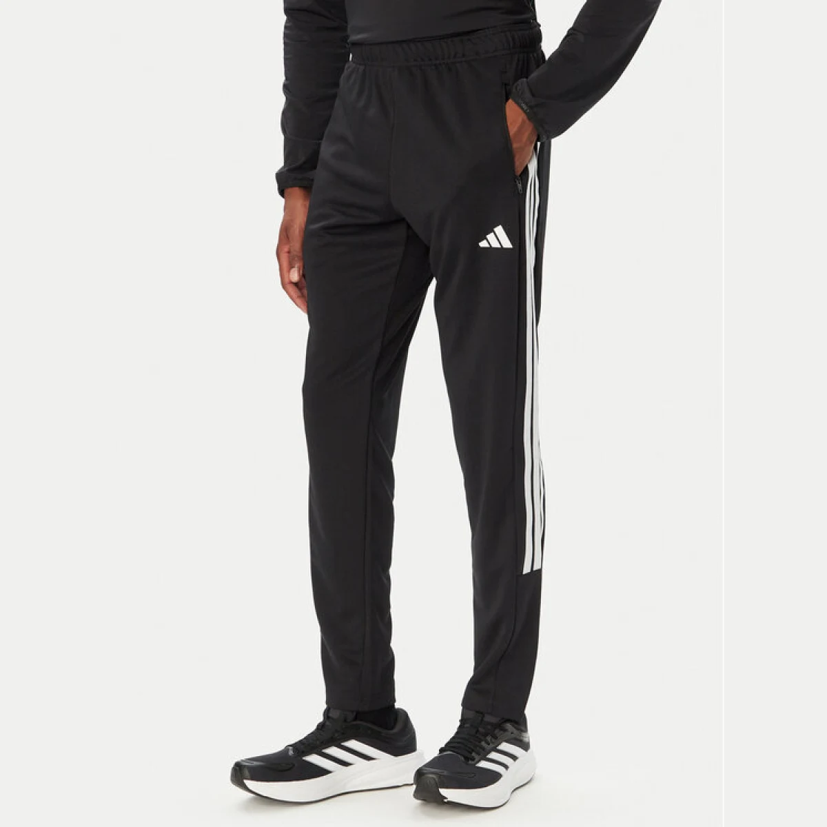 adidas Donji dio trenerke Workout Essentials KA3590 Crna Regular Fit · záber 2