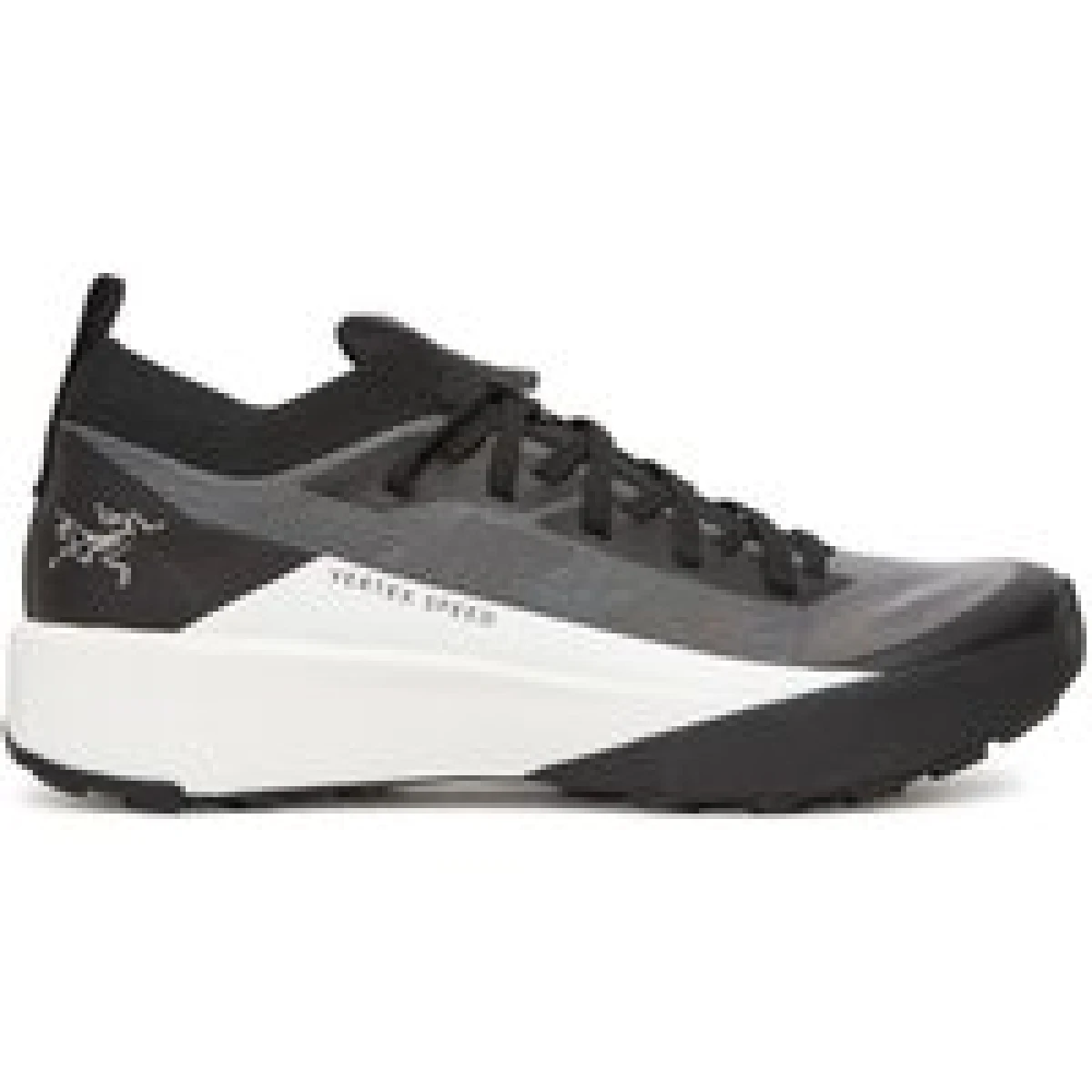 Trekking Arc'teryx Vertex Speed Low X000009716 Crna · záber 1