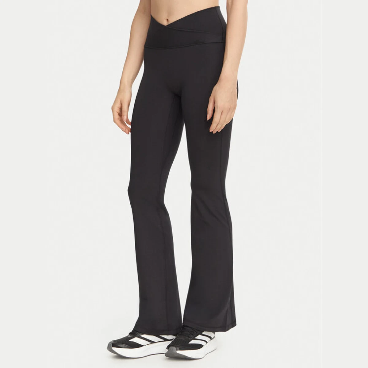 adidas Leggings 3-Stripes Studio All Me KS8126 Crna Slim Fit - Veličina: XS | Boja: čierna | Dobna skupina: Odrasli | Spol: Žensko · záber 2