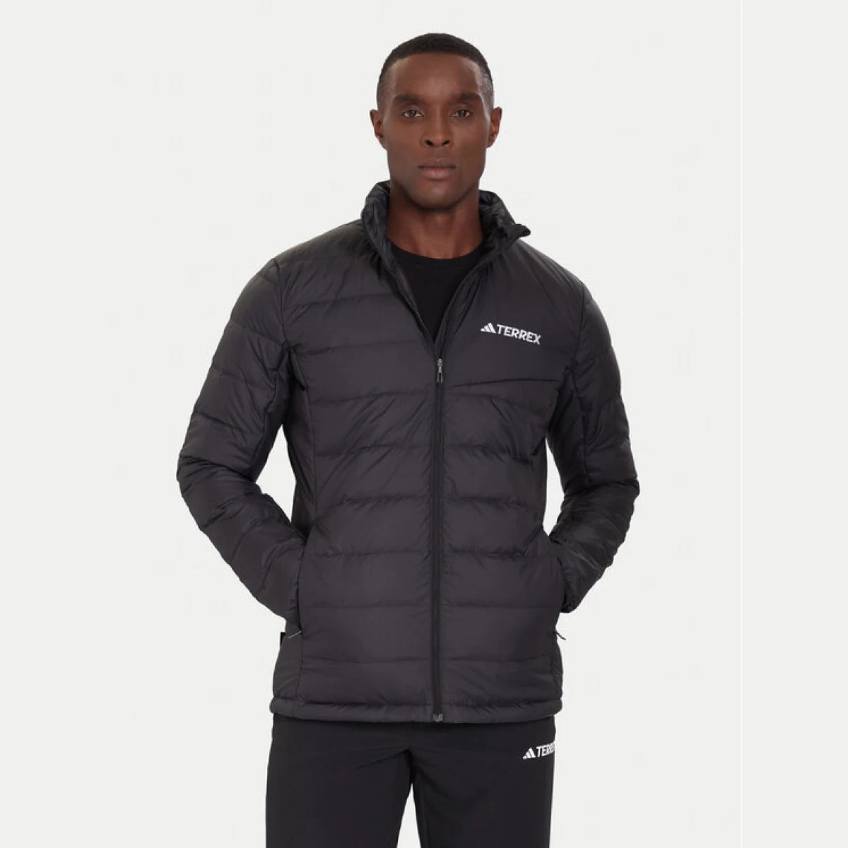 adidas Pernata jakna Terrex Multi Light Down JZ9966 Crna Regular Fit · záber 2