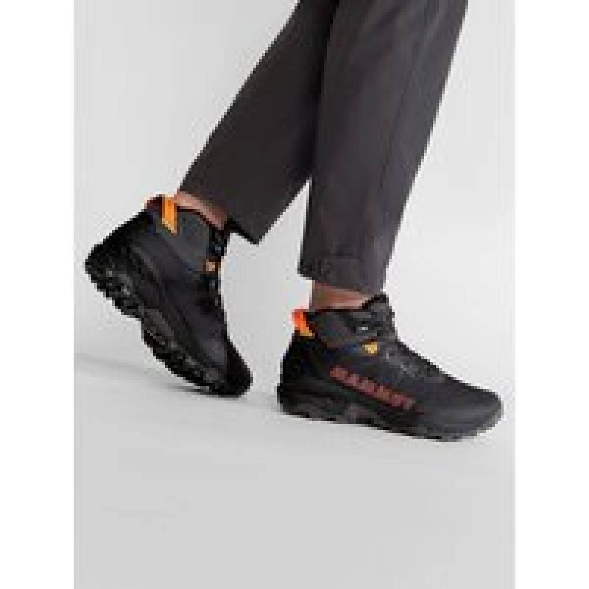 Mammut Trekking Sertig II Mid Gtx GORE-TEX 3030-04830-00692-1095 Crna · záber 3