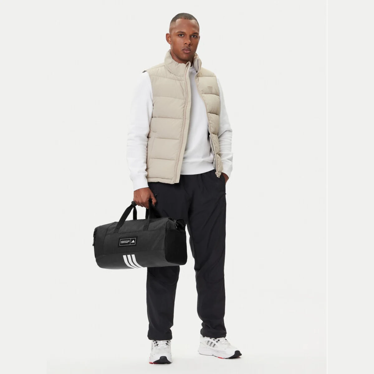 adidas Torba 4ATHLTS Duffel Bag Small IM5523 Crna · záber 2