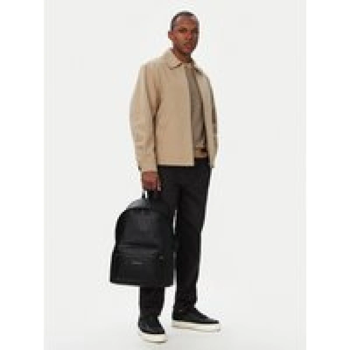 Ruksak Armani Exchange XM003161 AF26662 UC001 Crna · záber 1