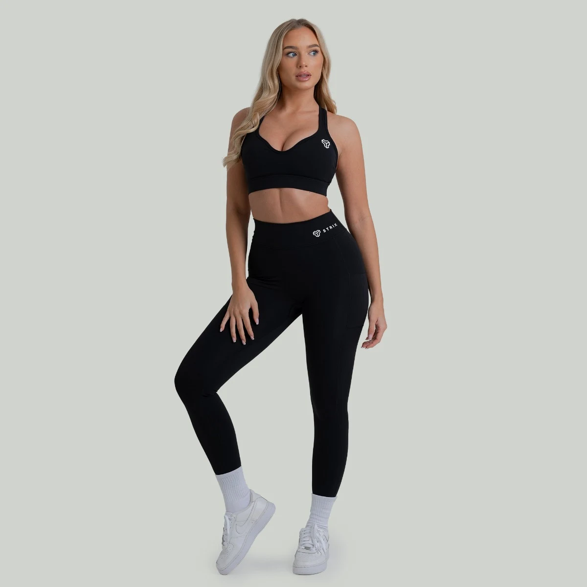 STRIX ZOA Sports Bra Black · záber 5