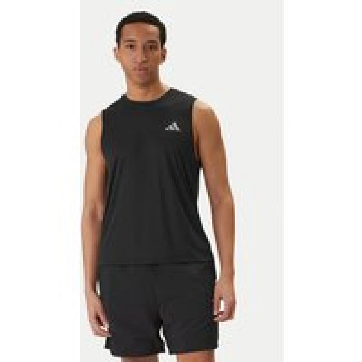 adidas Tehnička majica adi365 Running Essentials KB5969 Crna Regular Fit · záber 1