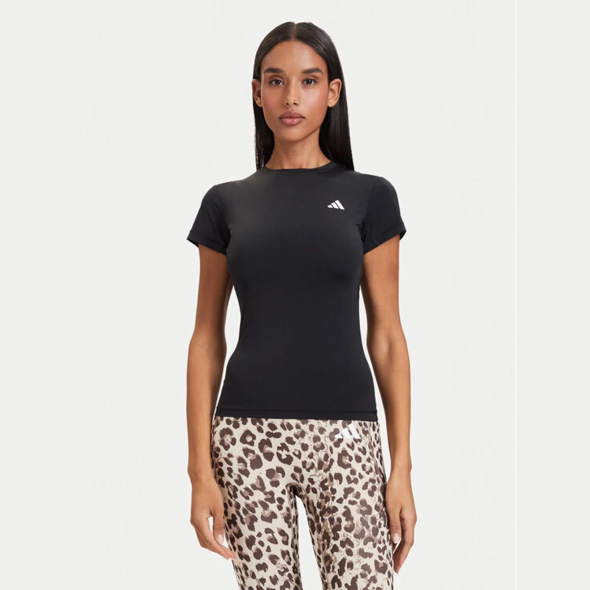 adidas Tehnička majica Primelift Essentials Workout Contour T-Shirt KD0108 Crna Slim Fit · záber 2