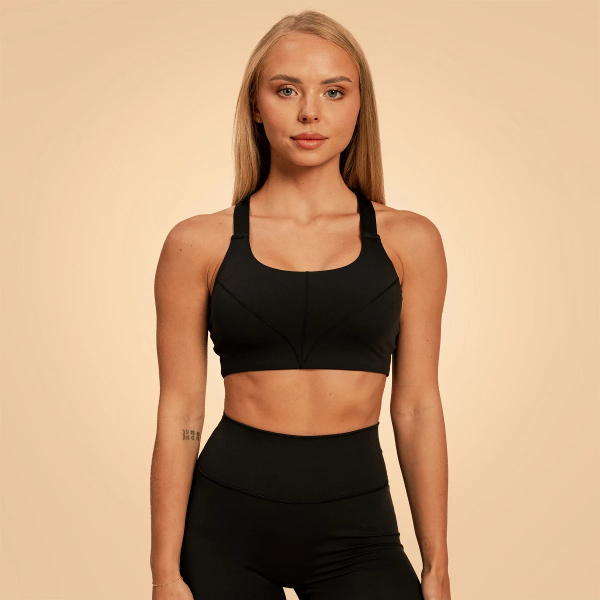 BeastPink Sense Sports Bra Black - Veličina: S | Boja: čierna | Dobna skupina: Odrasli | Težina: 0,12 g | Pakiranje: 110 · záber 1