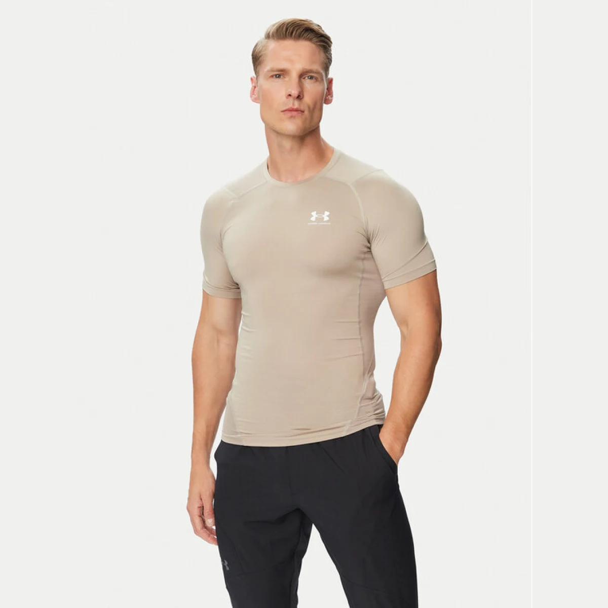 Under Armour Tehnička majica Ua HeatGear® Armour 1361518 Bež Slim Fit - Veličina: XL | Boja: béžová | Dobna skupina: Odrasli | Spol: Muško · záber 2