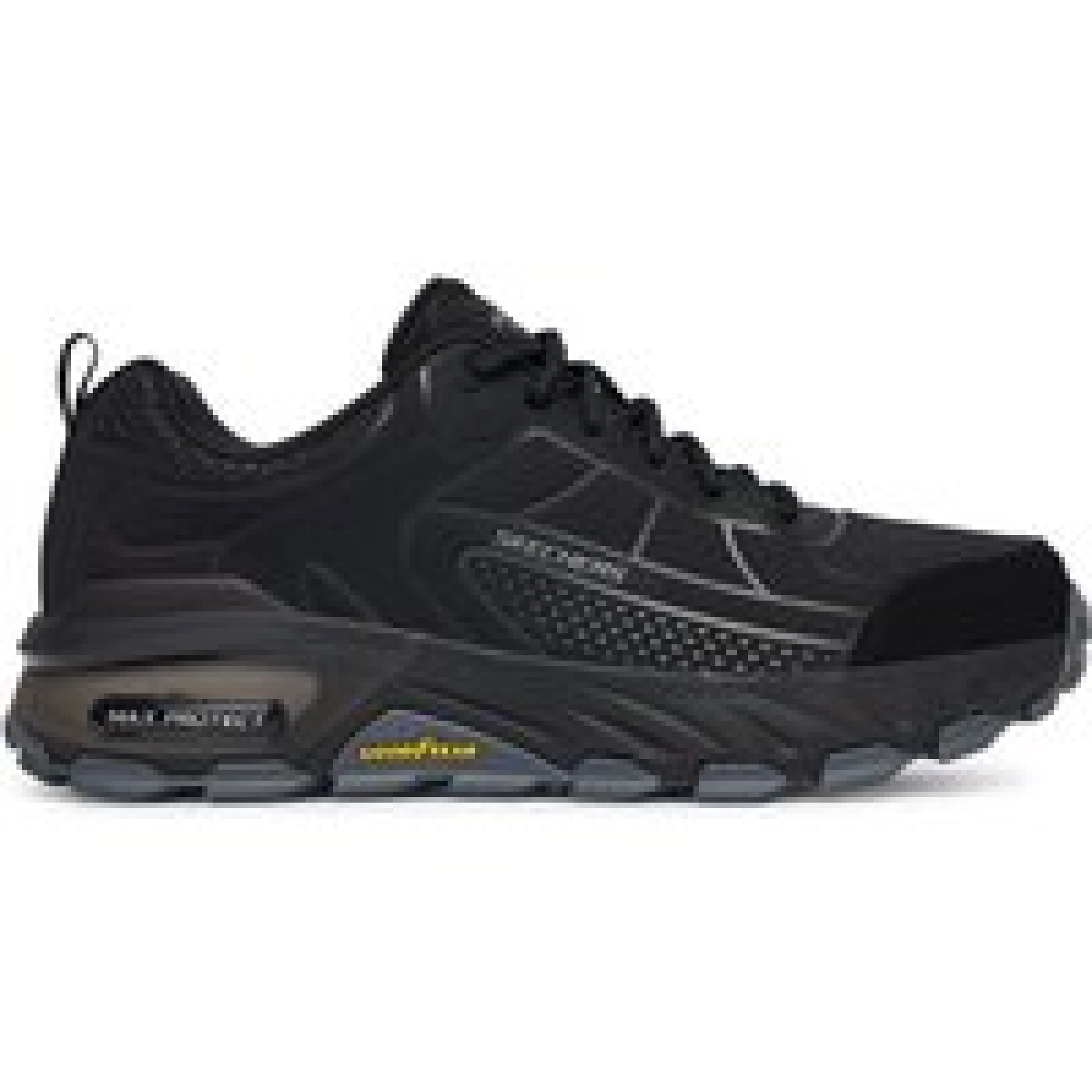 Skechers Trekking Max Protect 237672 BKCC Crna - Veličina: 46 | Boja: čierna | Dobna skupina: Odrasli | Spol: Muško · záber 1