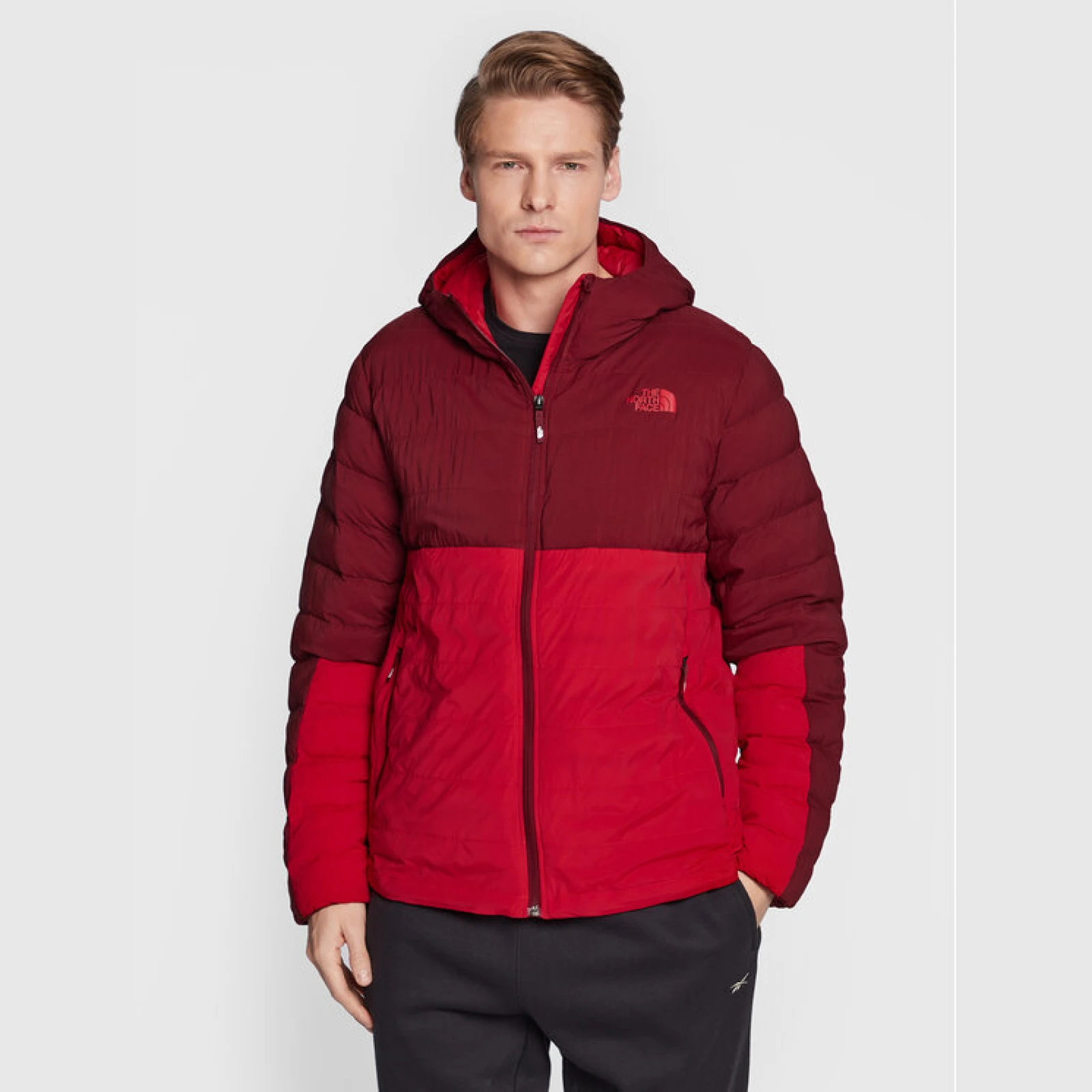 The North Face Prijelazna jakna Thermoball NF0A7UL7 Crvena Regular Fit · záber 2