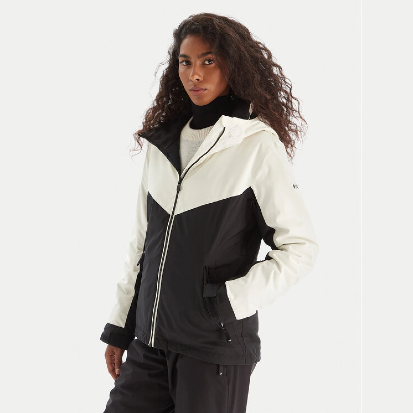 Roxy Skijaška jakna ERJTJ03526 Crna Slim Fit · záber 2