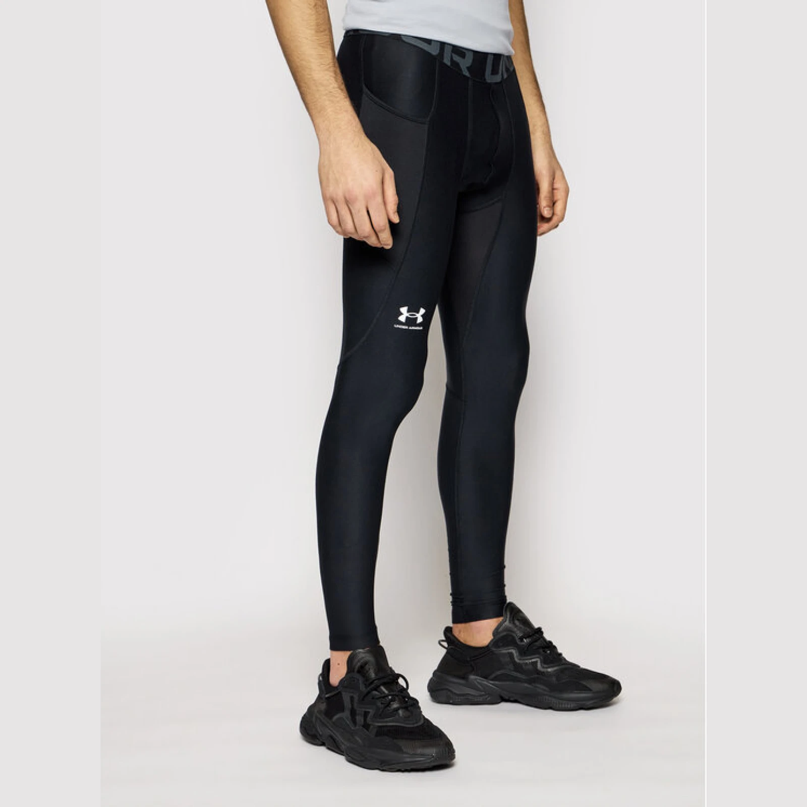 Under Armour Leggings HeatGear® 1361586 Crna Slim Fit · záber 2