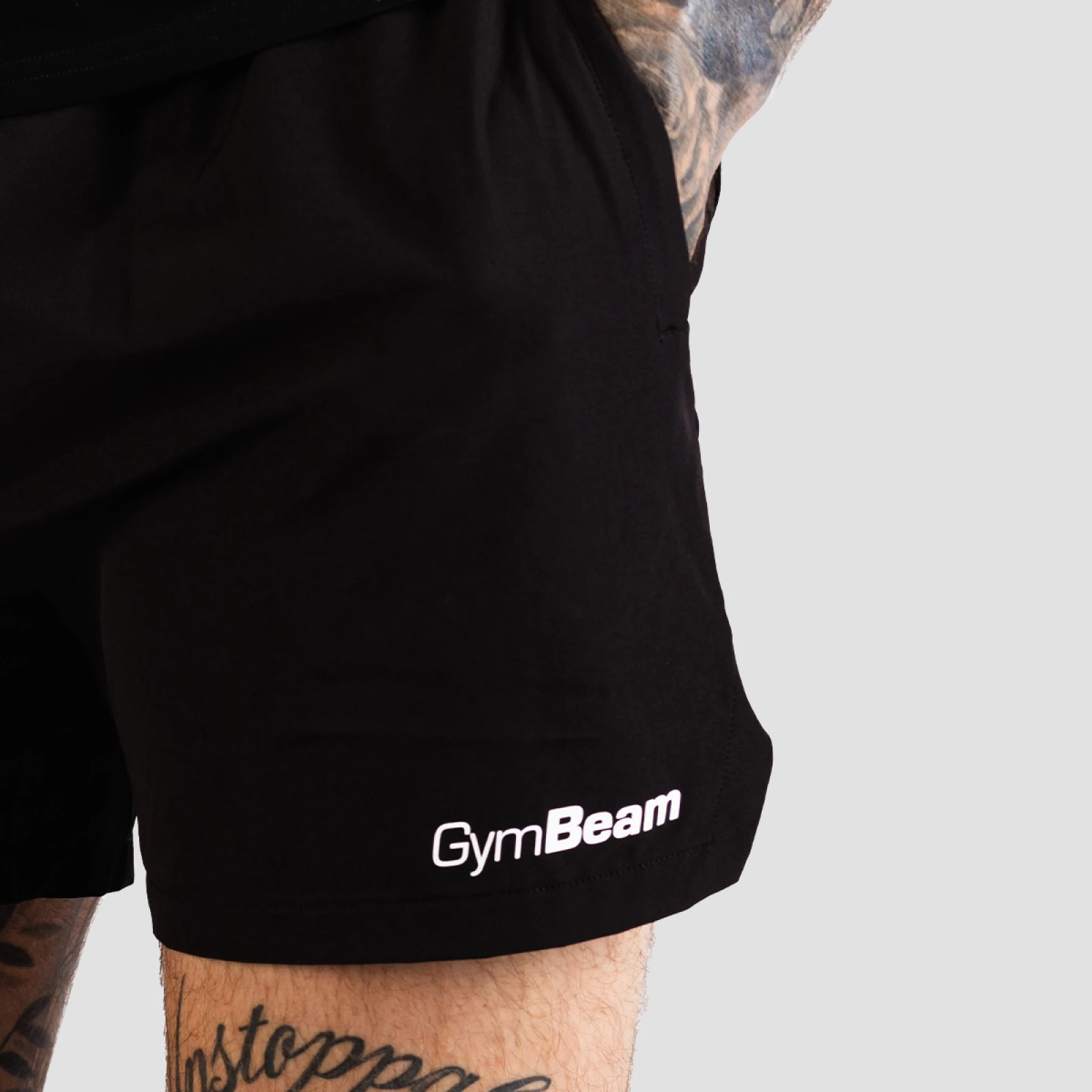 GymBeam Muške kratke hlače TRN Black - Veličina: S | Boja: čierna | Dobna skupina: Odrasli · záber 3
