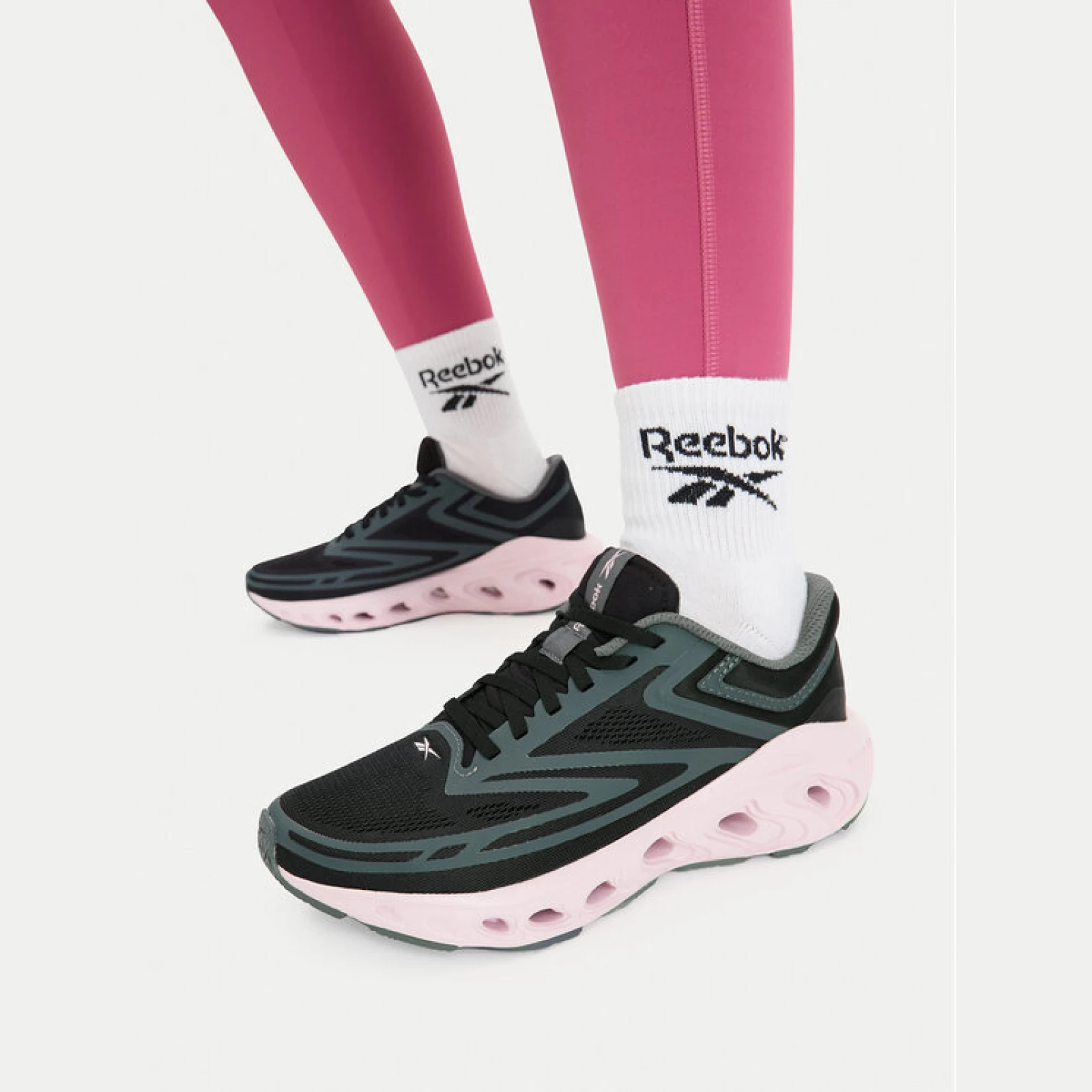 Tenisice za trčanje Reebok EO-FUEL FLEX RUN 100271456 Crna - Veličina: 35 | Boja: čierna | Dobna skupina: Odrasli | Spol: Žensko · záber 5