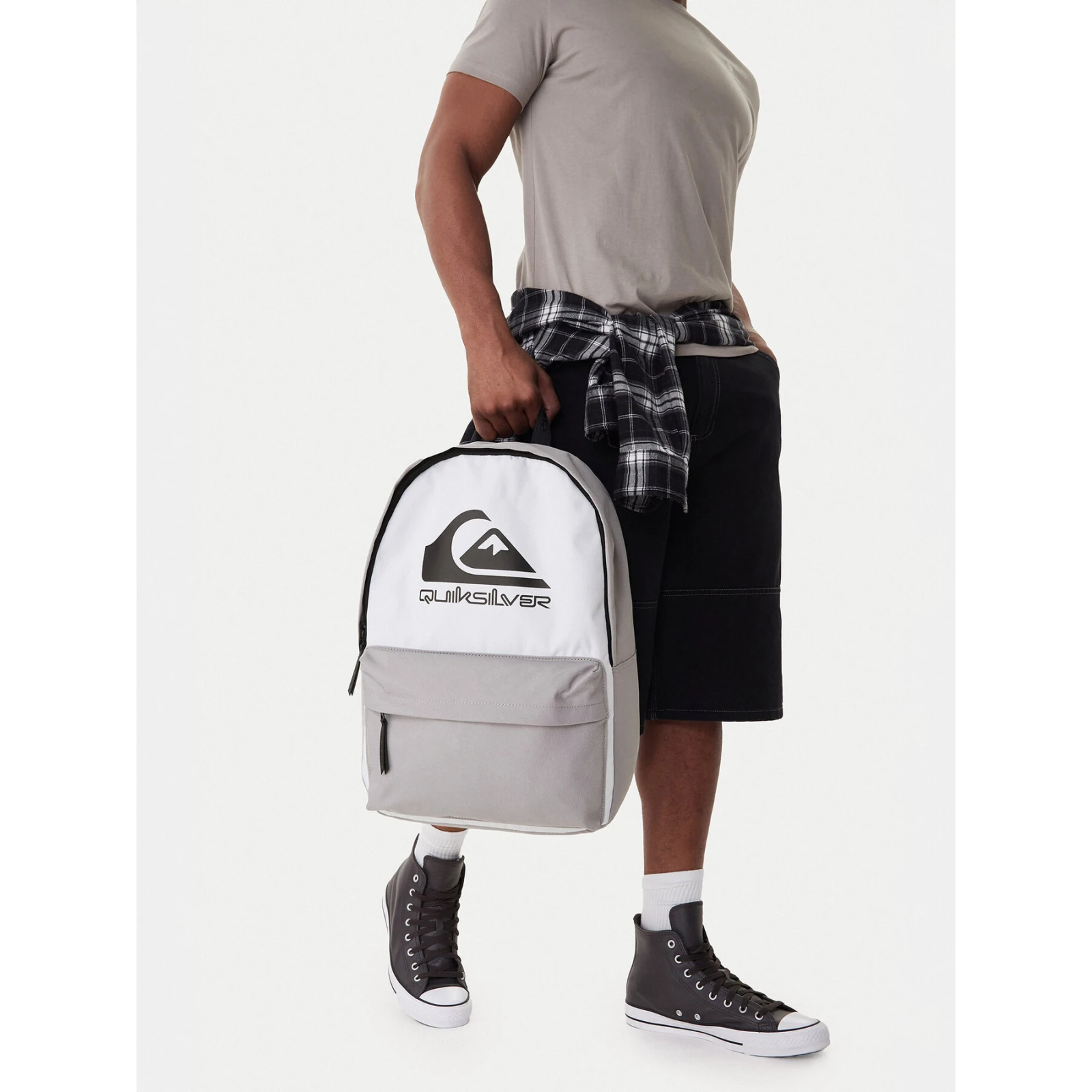 Ruksak Quiksilver CWBEO-QUIC-F-004-09 Crna · záber 2