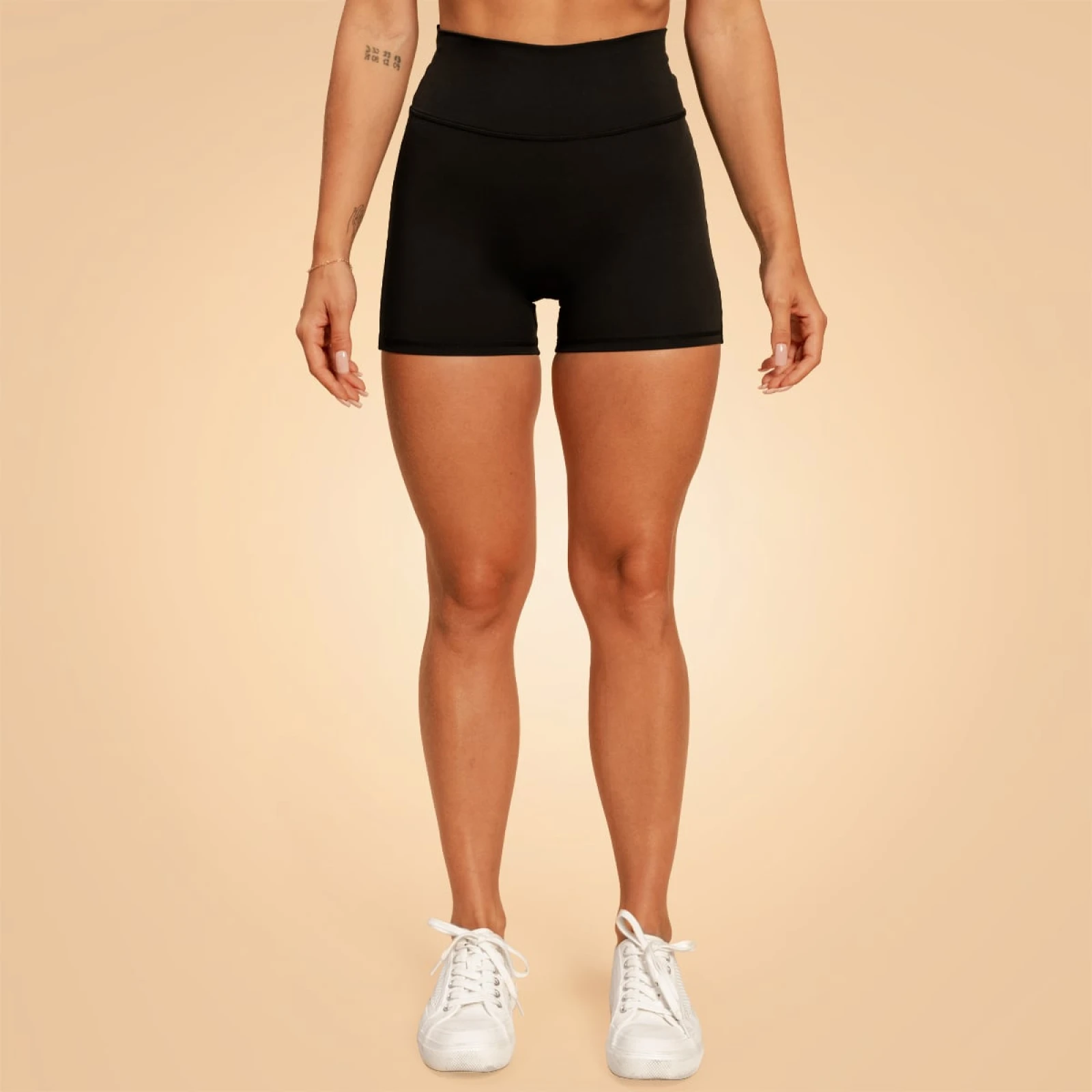 BeastPink Women‘s Sense Shorts Black · záber 1