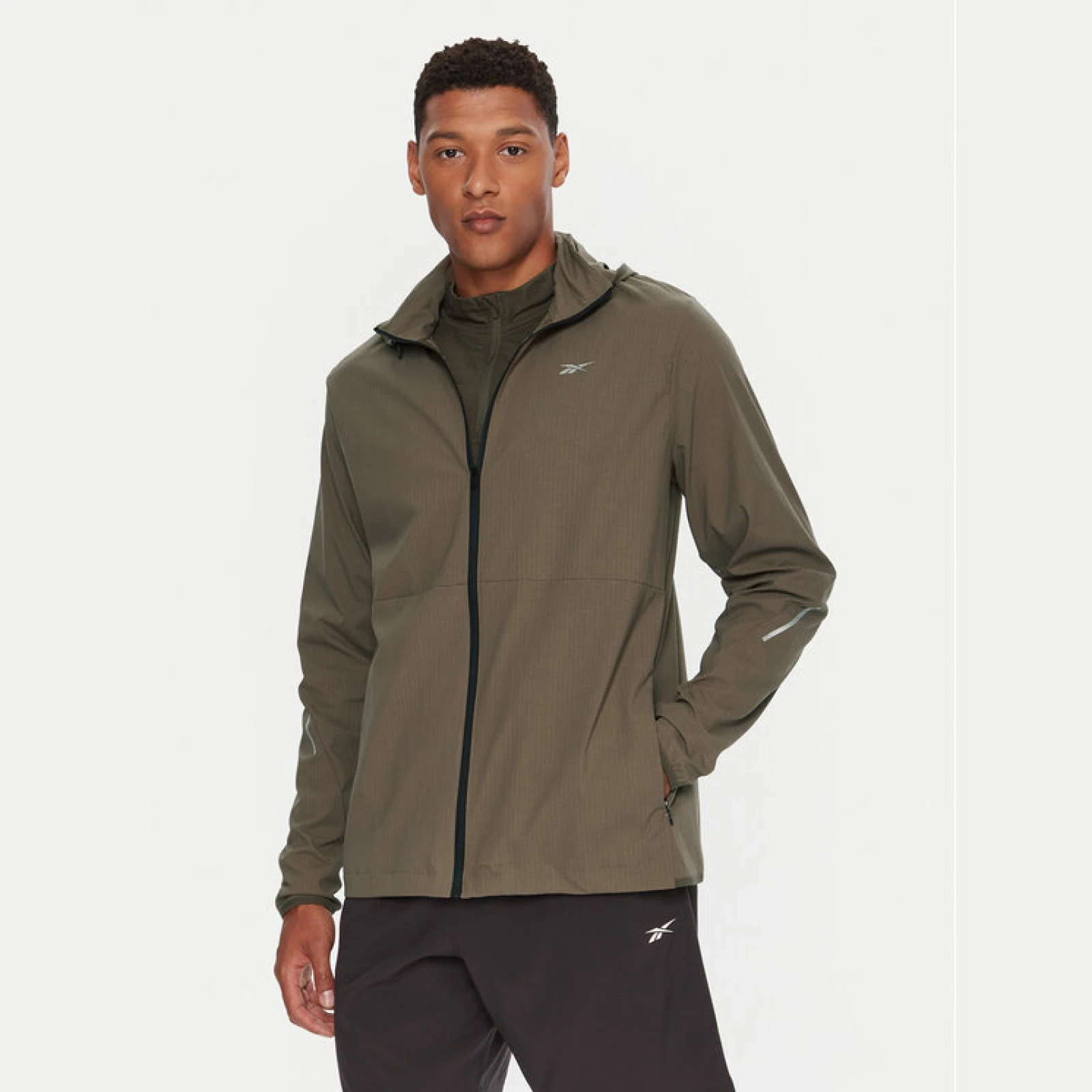 Reebok Jakna za trčanje Wayne RK25175CCM Zelena Regular Fit · záber 2