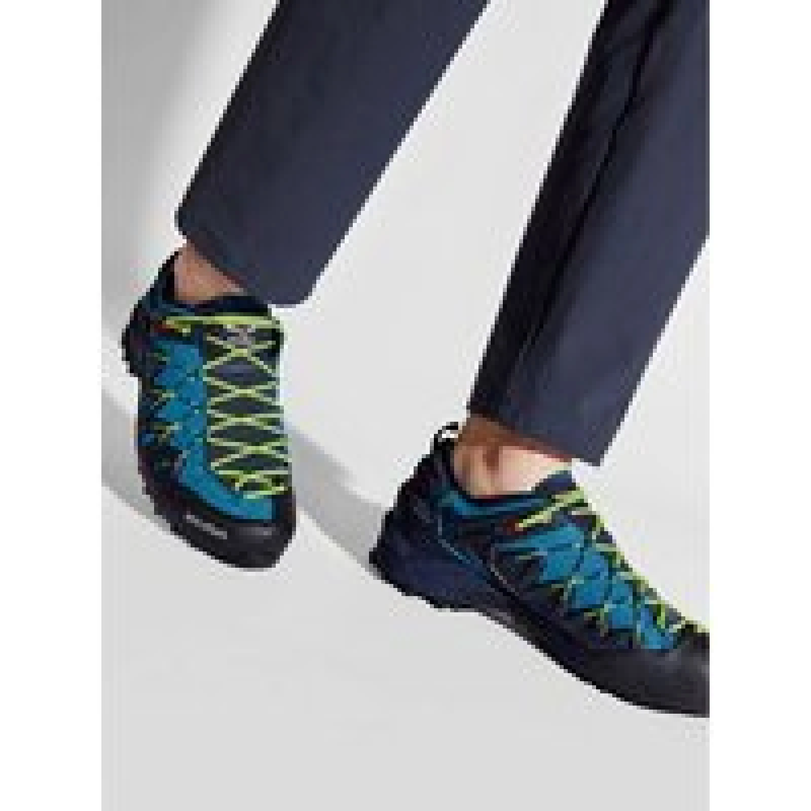 Salewa Trekking Wildfire Edge 61346-3988 Plava · záber 1