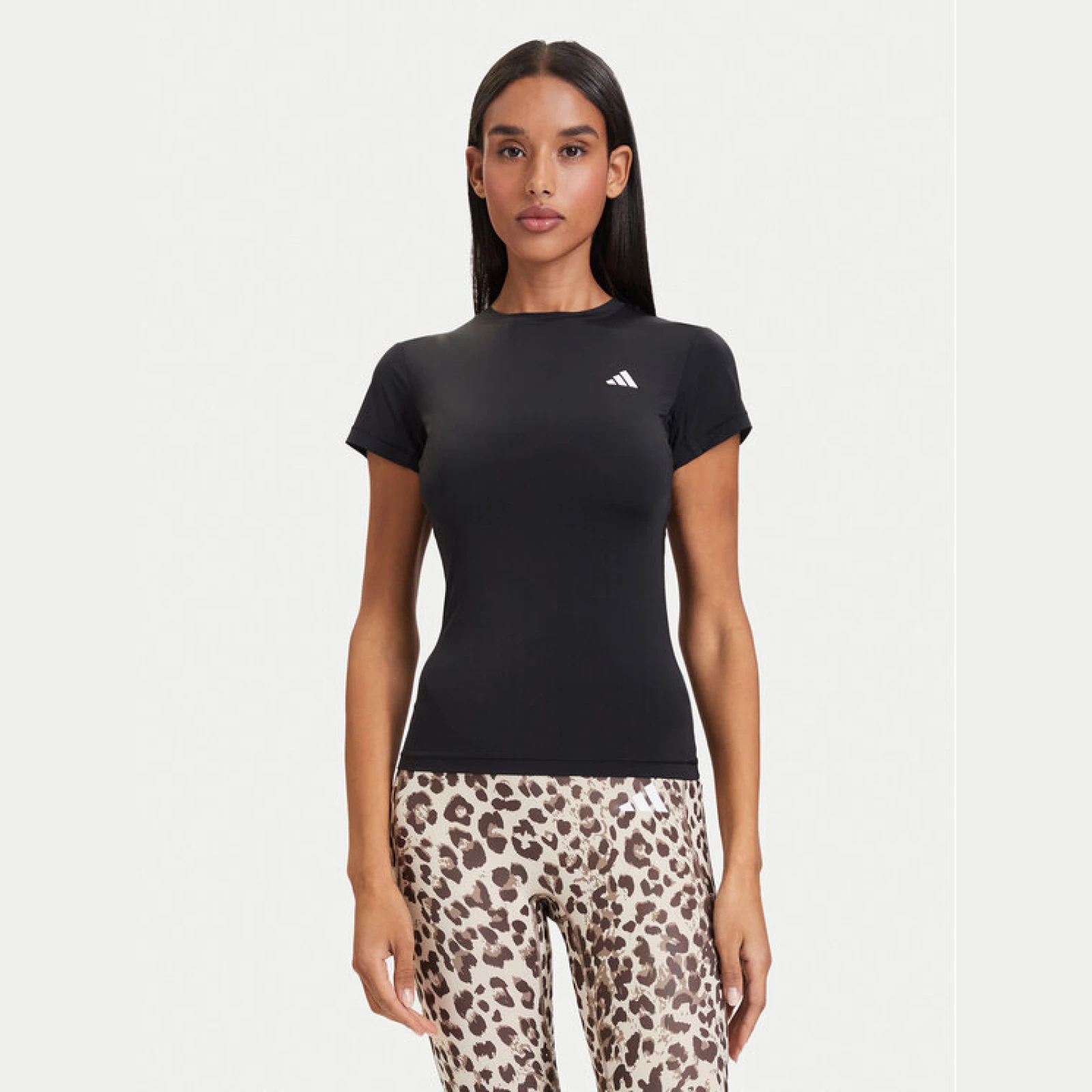 adidas Tehnička majica Primelift Essentials Workout Contour T-Shirt KD0108 Crna Slim Fit · záber 2