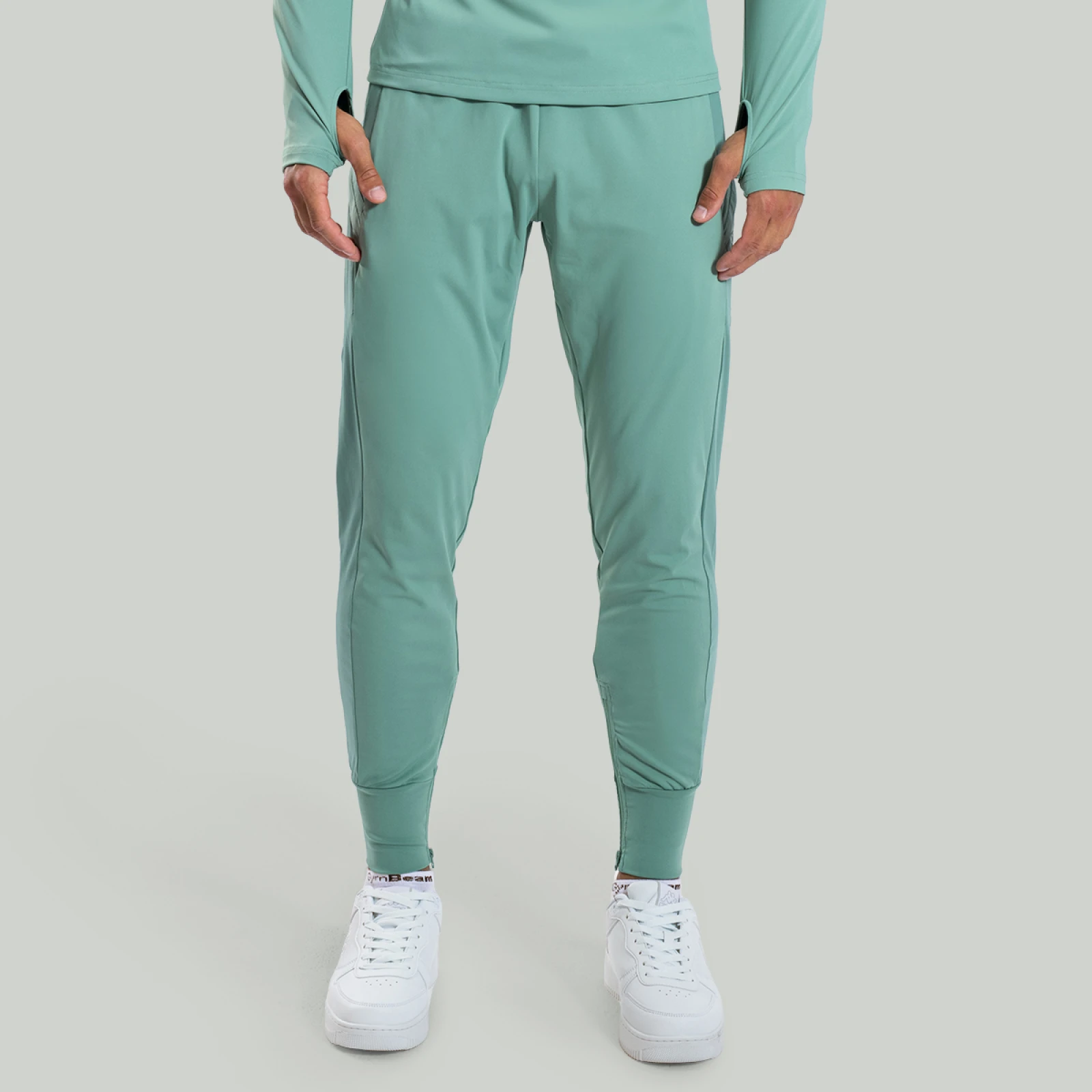 STRIX ULTRA Sports Pants Agave · záber 1