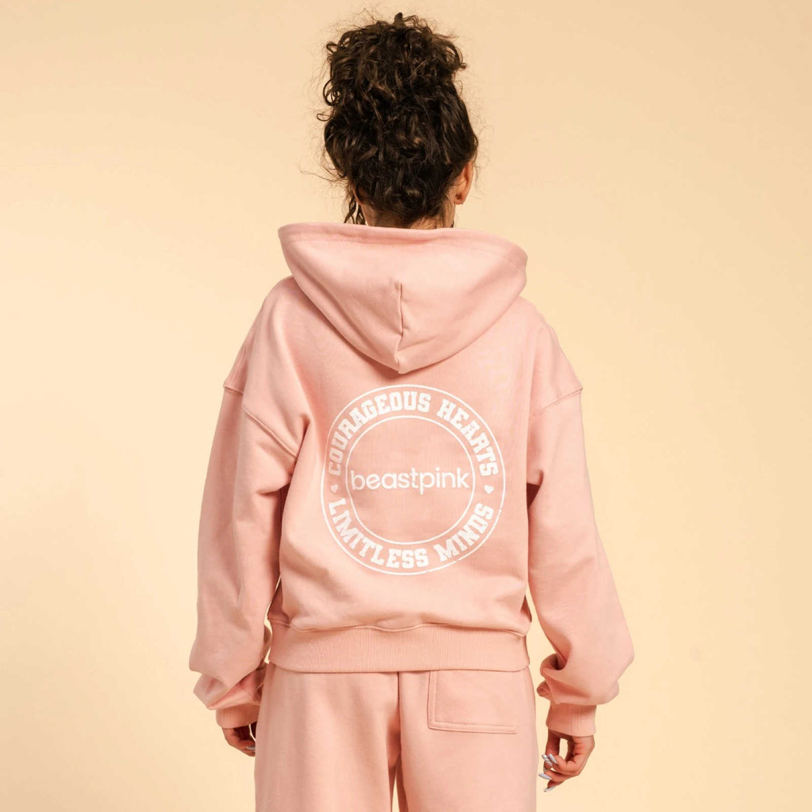 BeastPink Women‘s Serenity Hoodie Pink - Veličina: XS | Boja: ružová | Dobna skupina: Odrasli | Pohlavie: Žensko | Težina: 0,509 g · záber 4
