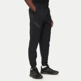 Under Armour Outdoor hlače UA Unstoppable 1388823 Crna Loose Fit · záber 2