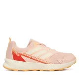 Trekking adidas Terrex Tracefinder JS0851 Bež · záber 2