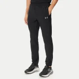 Under Armour Donji dio trenerke Tech™ Utility 6013802 Crna Regular Fit - Veličina: S | Boja: čierna | Dobna skupina: Odrasli | Spol: Muško · záber 2