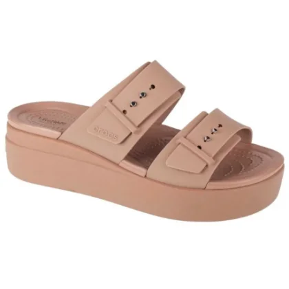 Női platformos szandálok (divatos lábbeli) CROCS Brooklyn Buckle Low Wedge W latte