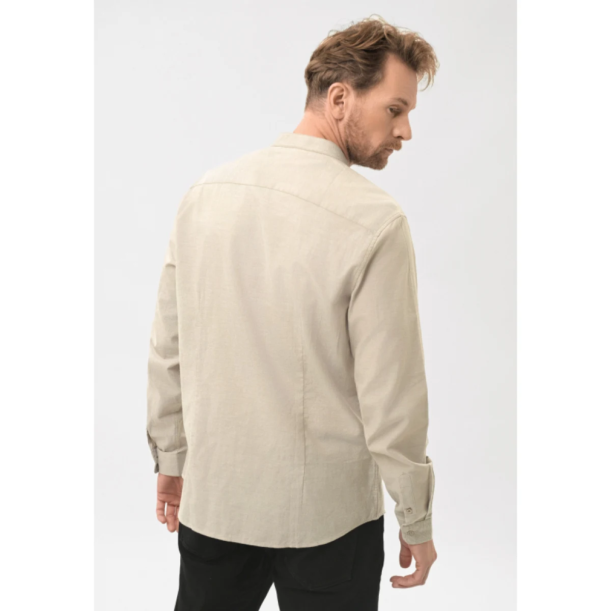 Férfi hosszú ujjú ing VOLCANO LANGE 102-BEIGE · záber 2