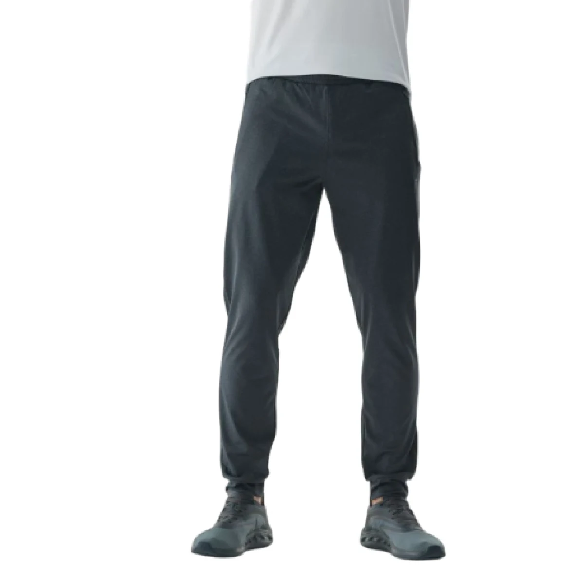 Férfi bélelt melegítőnadrágok 4F TROUSERS FNK-WAW24TFTRM681-22M-ANTHRACITE MELANGE · záber 1