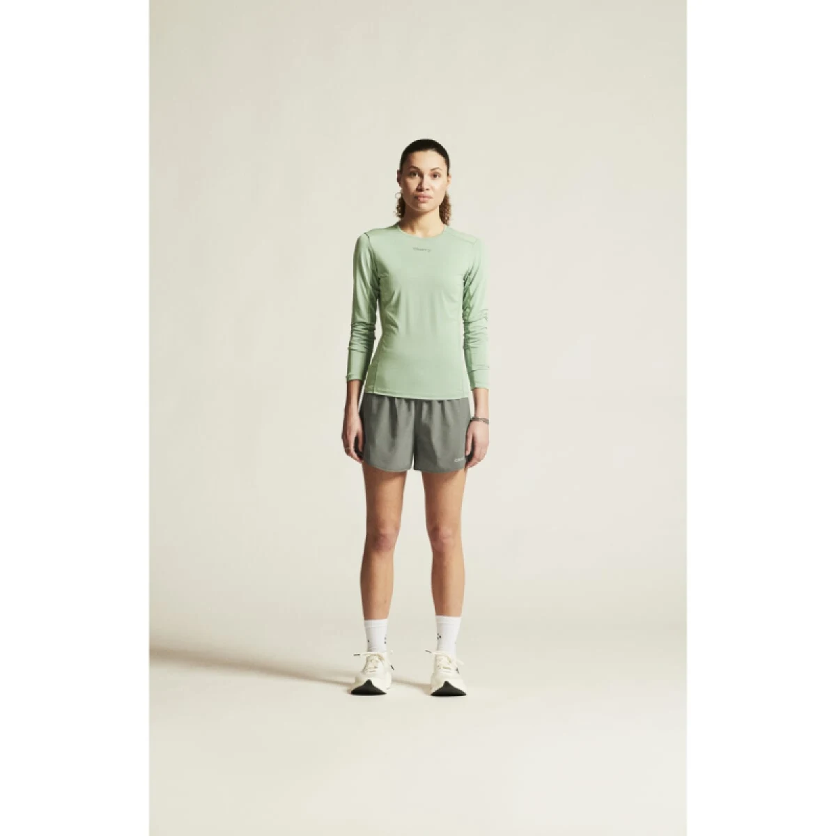Női hosszú ujjú edzőpóló CRAFT ADV Essence LS Tee 2 W · záber 12