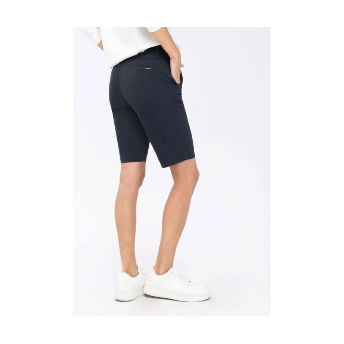 Női sortok VOLCANO MIYA-600-NAVY · záber 2