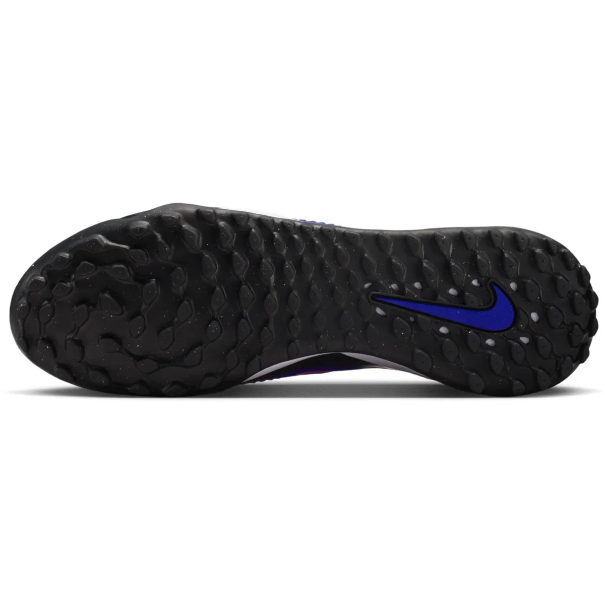 Nike Phantom 6 Low Academy TF - 42 - Korcsoport: Felnőtt | Nem: Unisex · záber 2
