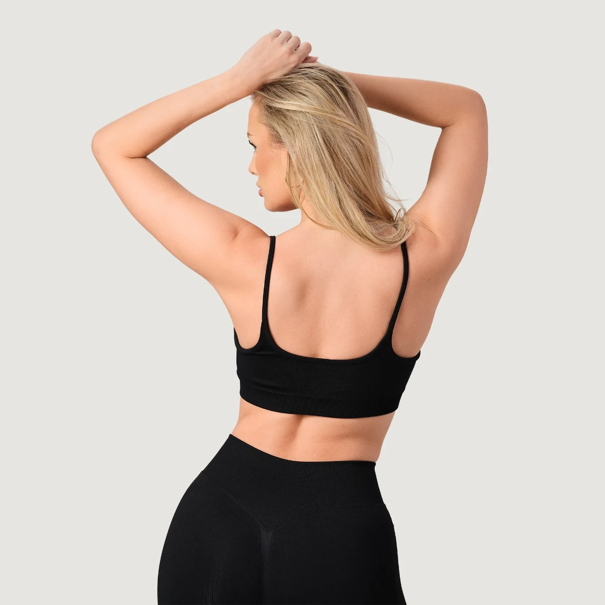 GymBeam NEO Seamless Sports Bra Black · záber 4