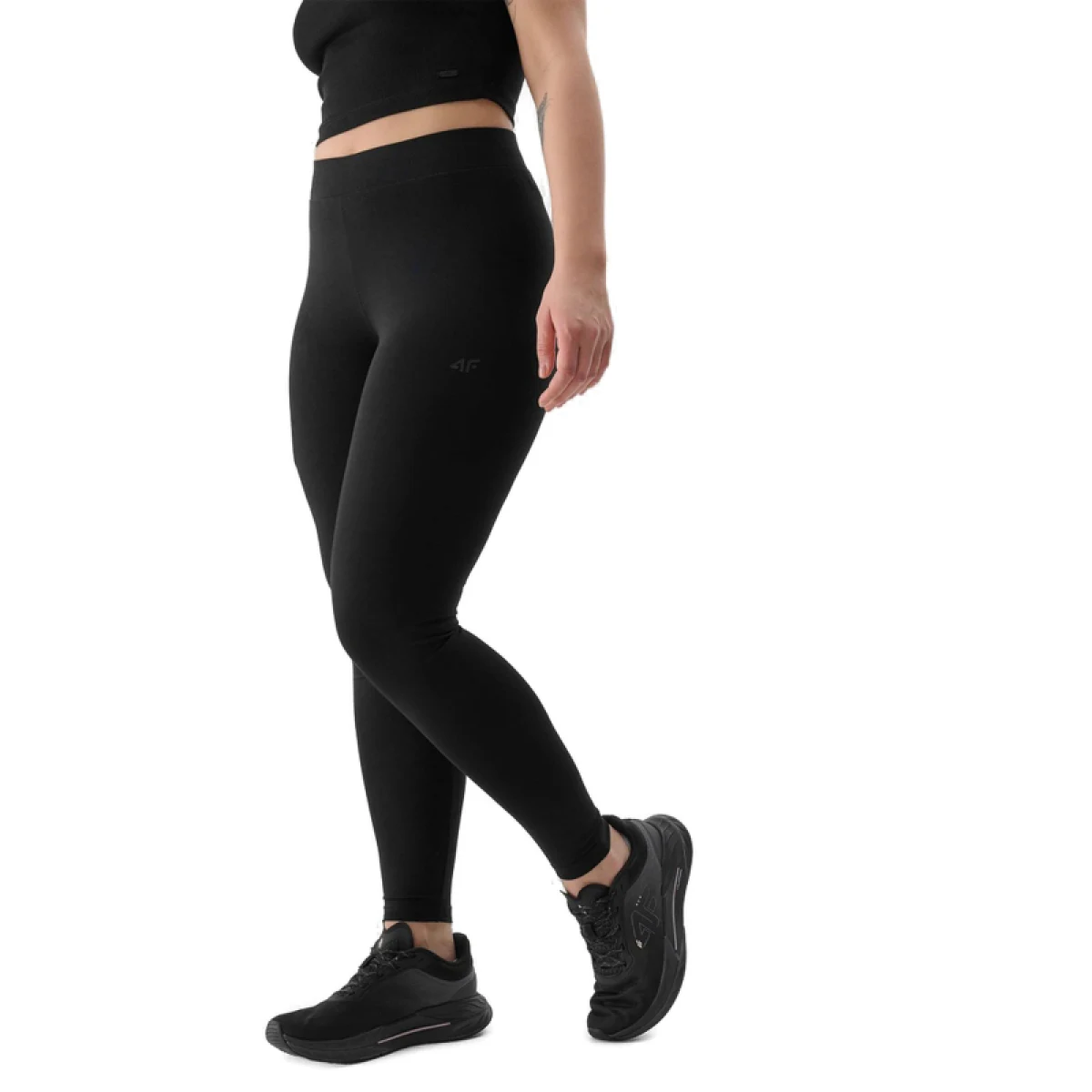Női leggings 4F TIGHTS-WSS24TTIGF137-20S-DEEP BLACK · záber 2