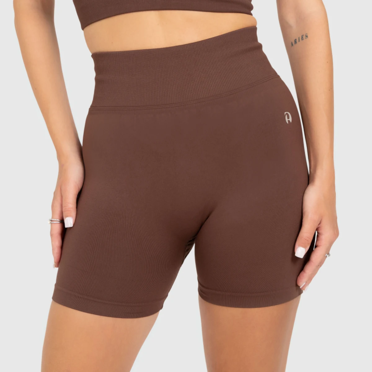 Női sport rövidnadrág Iron Aesthetics Ultimate, barna · záber 2