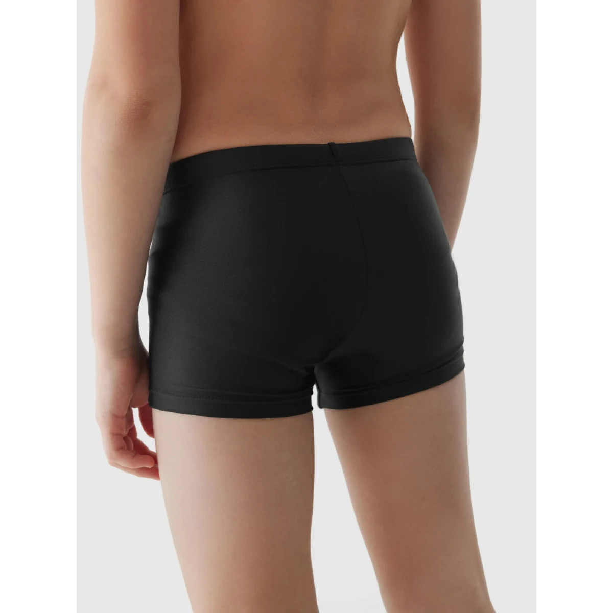 Fiú úszónadrágok 4F JUNIOR SWIMMING TRUNKS-4FJWSS24USWTM022-20S-DEEP BLACK · záber 3