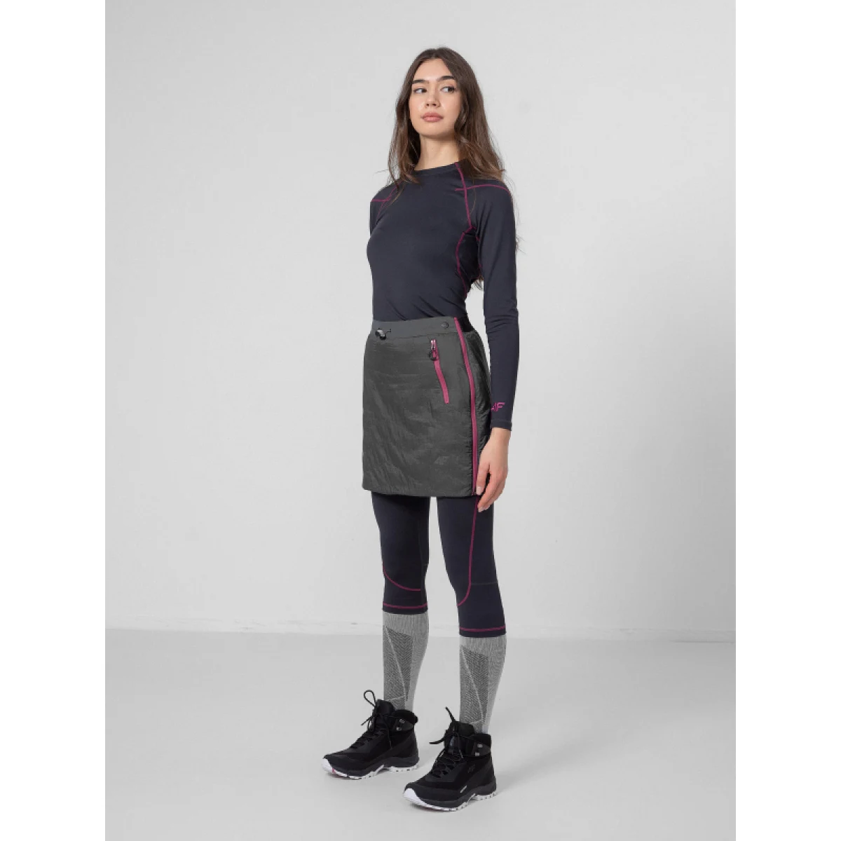 Női sífutó szoknya 4F SKIRT FNK F002-22S-ANTHRACITE · záber 3