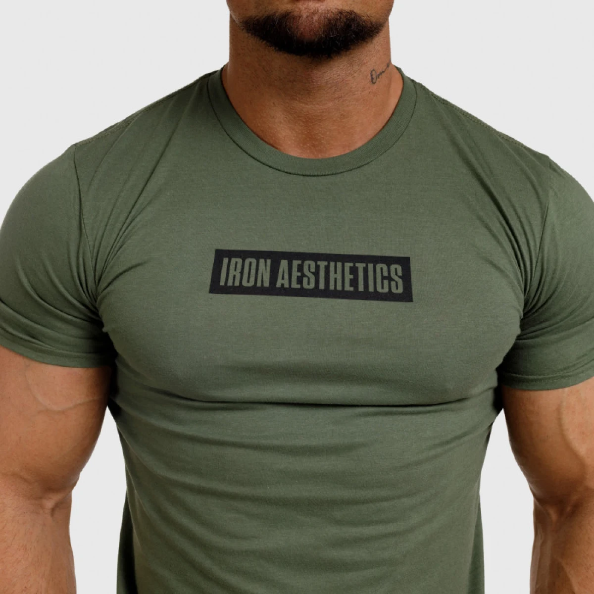 Férfi fitness póló Iron Aesthetics Boxed, katonazöld · záber 2
