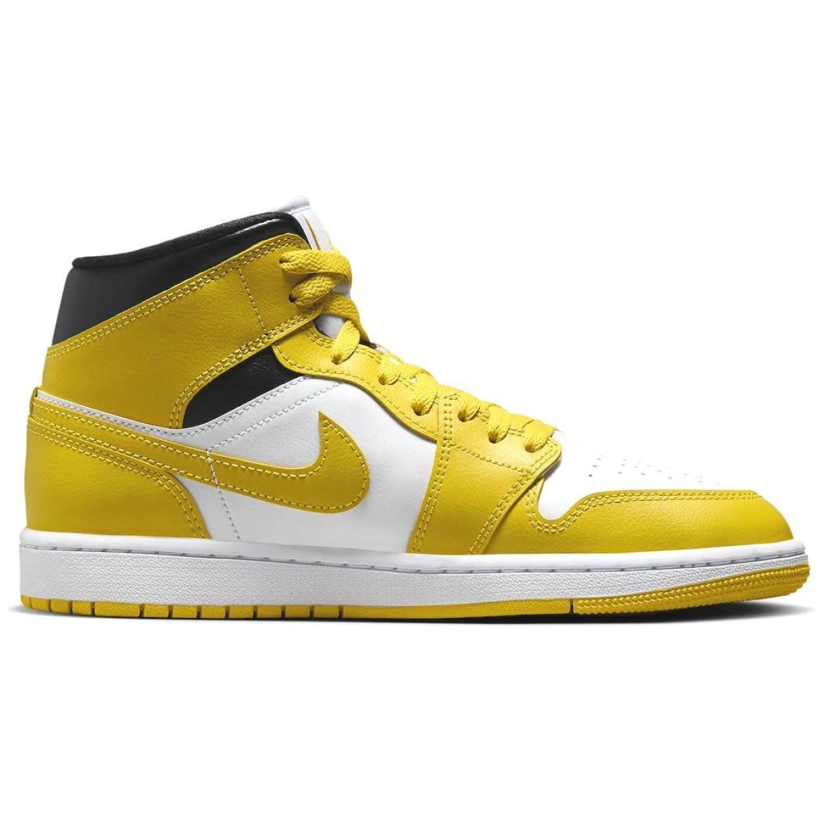 Nike Air Jordan 1 Mid - 44 · záber 3