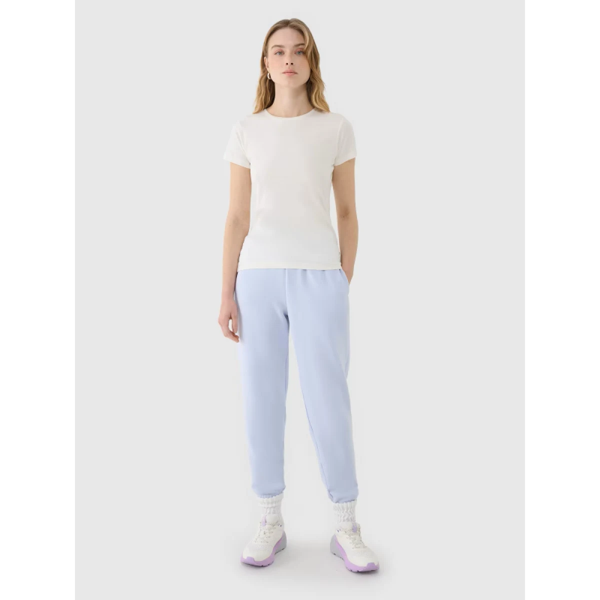 Női rövid ujjú póló 4F TSHIRT F1995-11S-OFF WHITE · záber 4