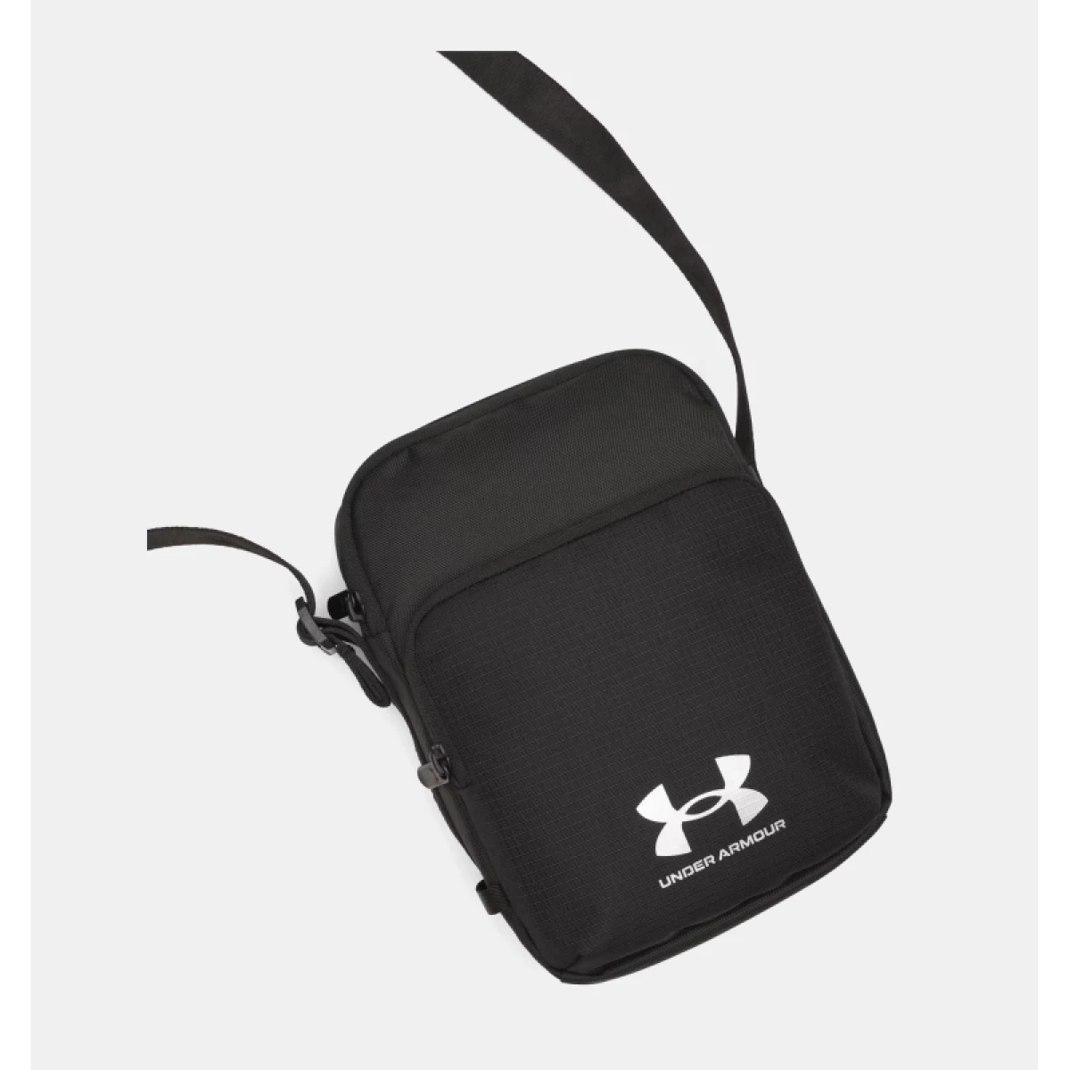 Kis válltáska UNDER ARMOUR UA Essential Ripstop XB · záber 2