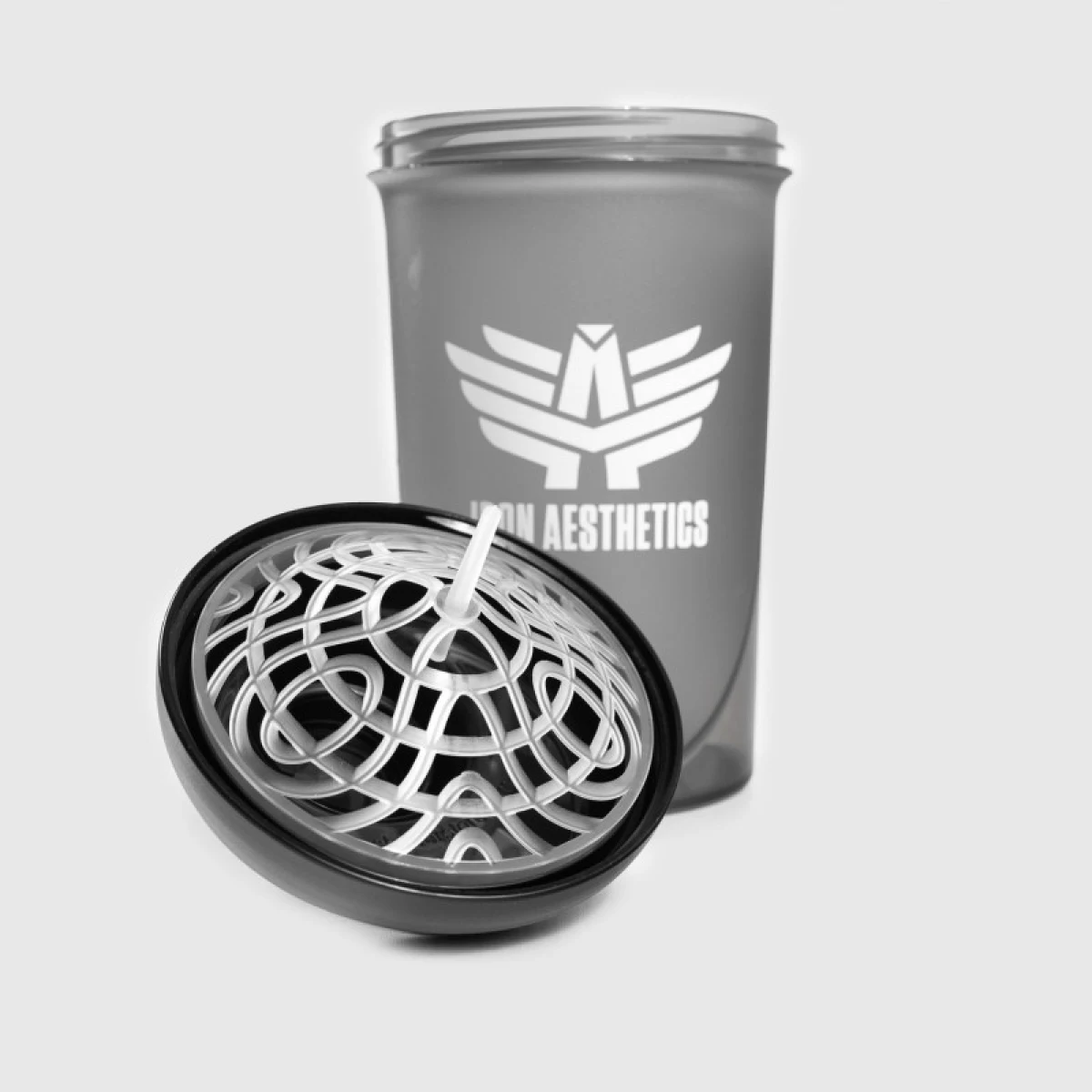 Shaker Iron Aesthetics 500ml, fekete · záber 3