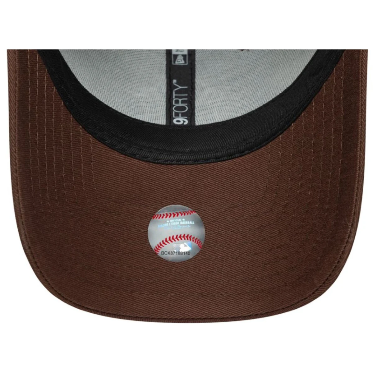 Férfi sapka NEW ERA 940 MLB Team outline 9forty NEYYAN · záber 11