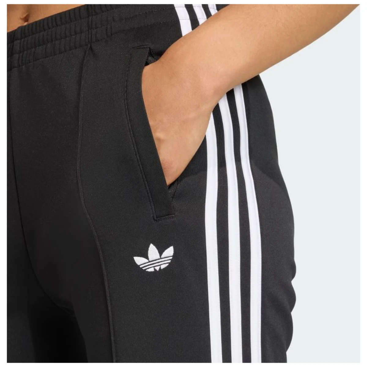 Női melegítőnadrágok ADIDAS ORIGINALS SST TP BLACK WHITE · záber 4
