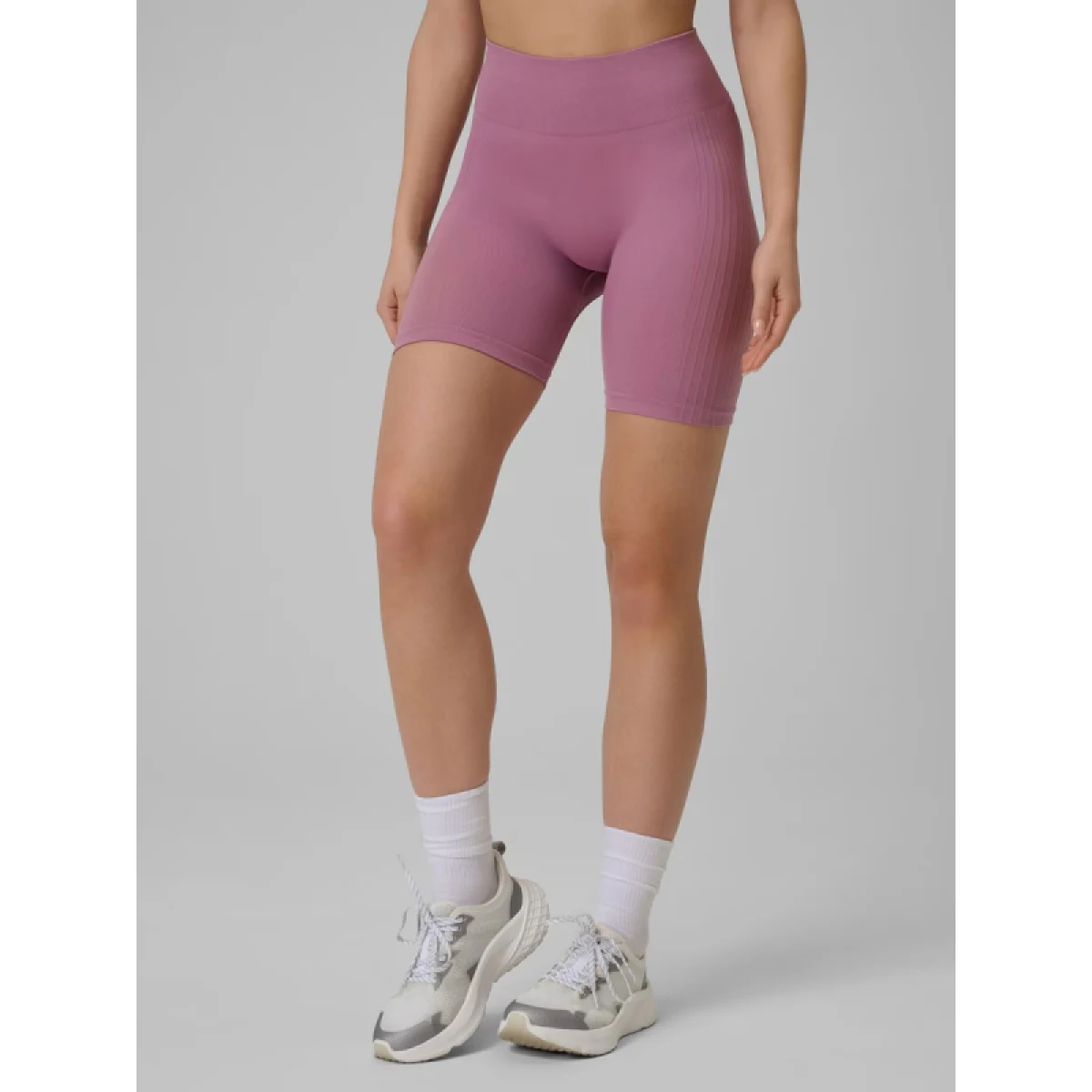 Női edzőnadrágok 4F SHORT TIGHTS FNK F087-63S-CORAL · záber 2