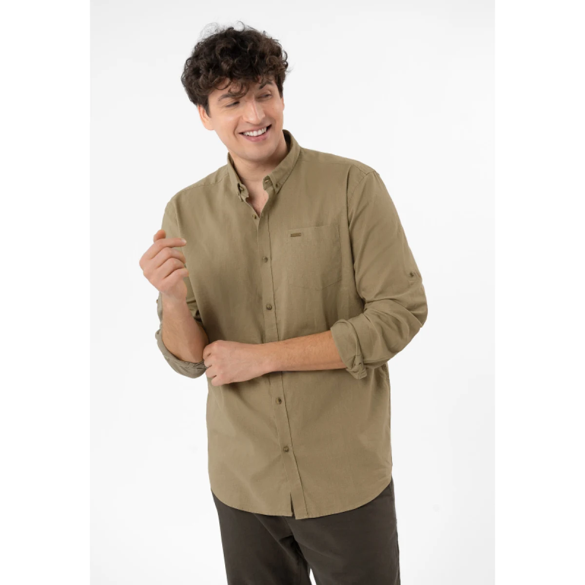 Férfi hosszú ujjú ing VOLCANO K-VINCES-BEIGE · záber 2